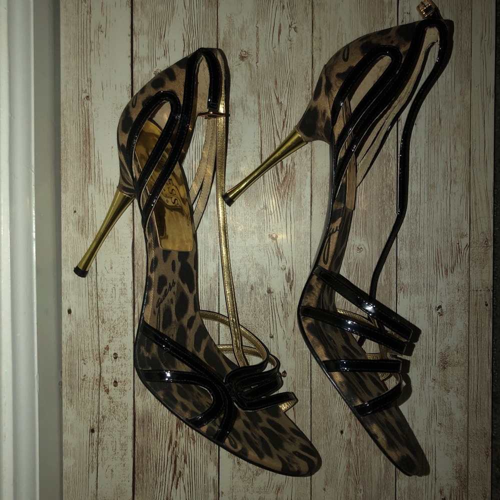 *Same Stlye Different Print* Guess By Marciano - image 4